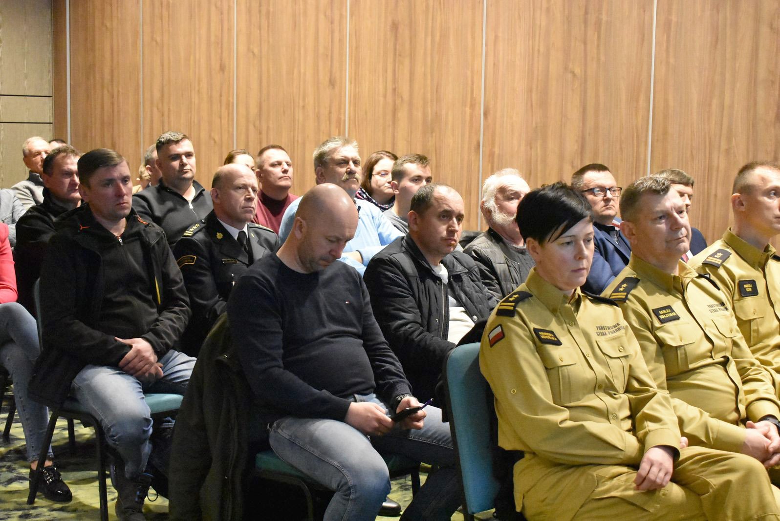 spotkanie-o-wsparciu-dla-strazakow-ochotnikow-114710