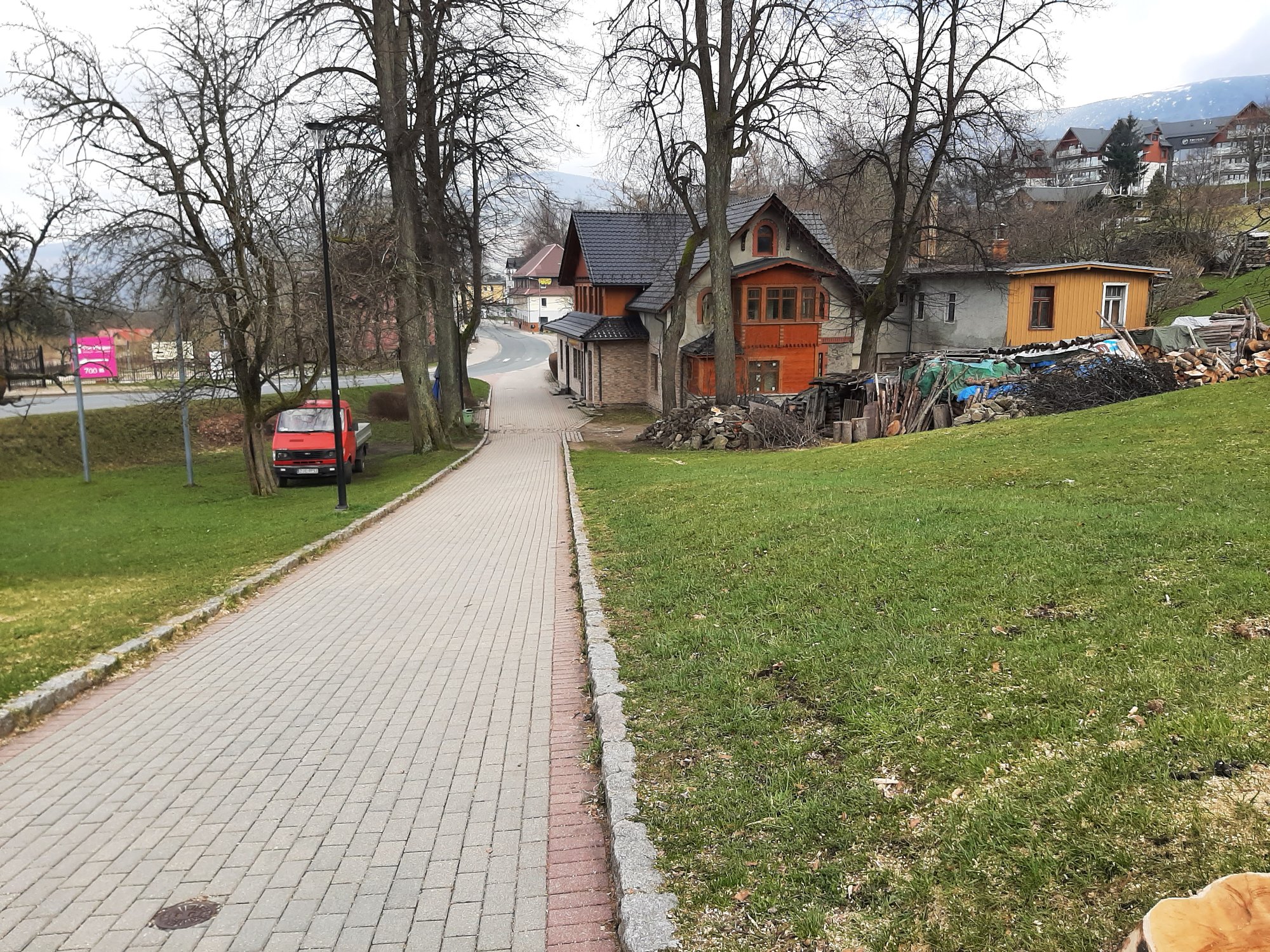 bedzie-w-karpaczu-ulica-imienia-marii-nienartowicz-114789