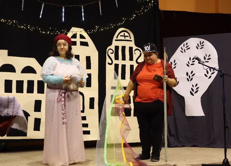spotkanie-teatralne-z-bajka-w-wojcieszowie-114911