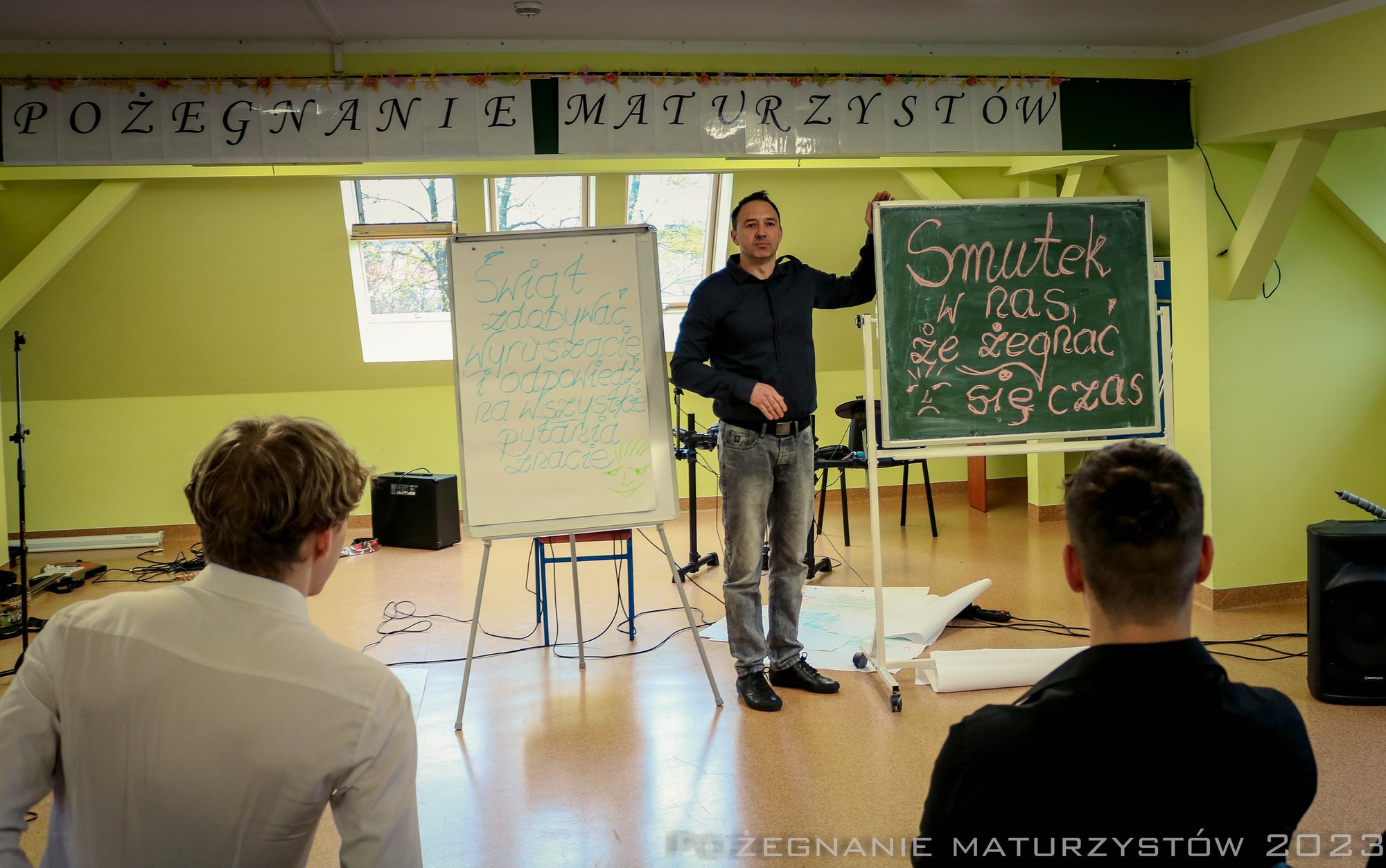pozegnanie-w-bursie-114937