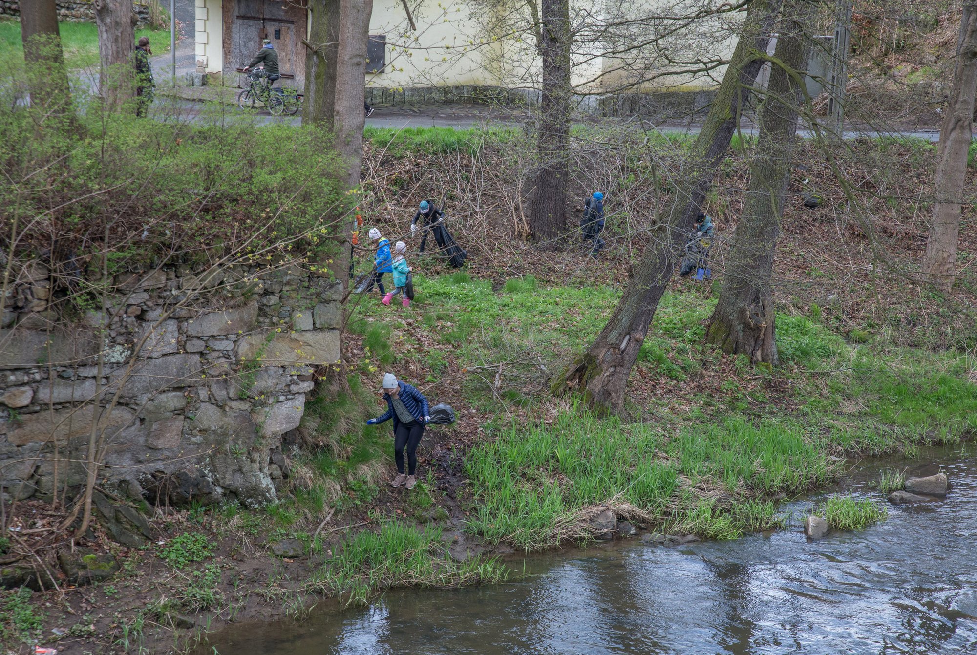 sprzatanie-brzegow-bobru-114951