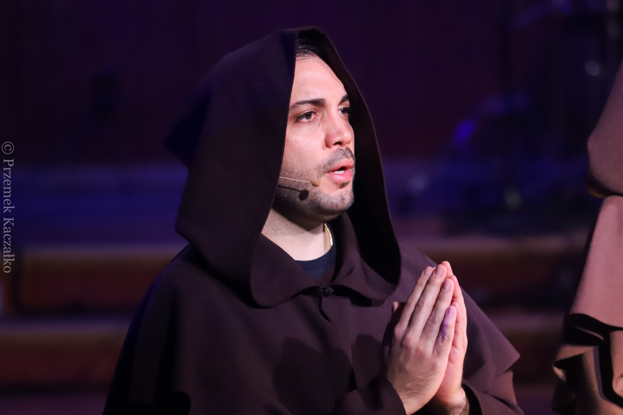 zespo-gregorian-grace-z-owacja-na-stojaco-114955