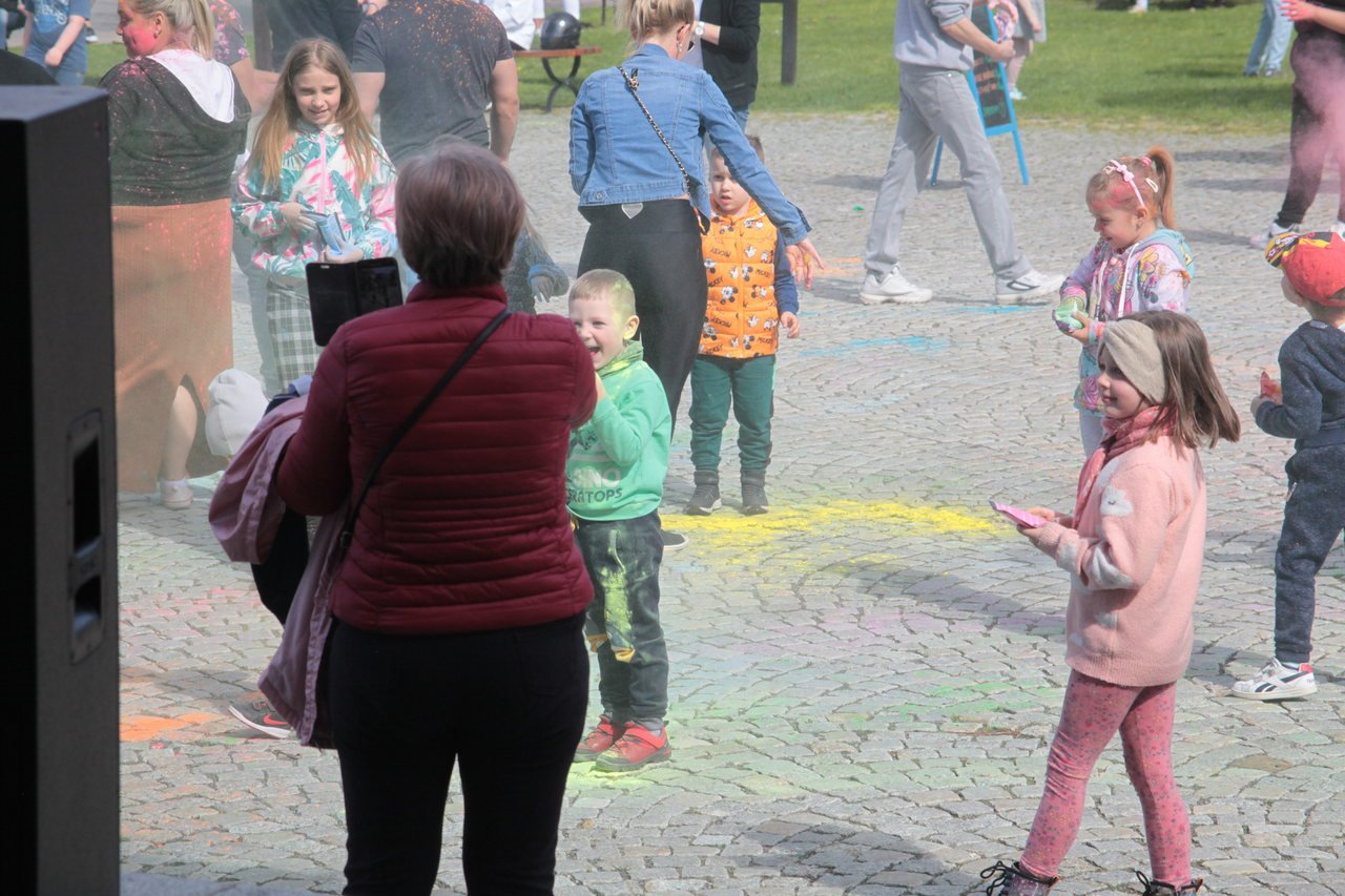 color-party-z-muzyka-114971