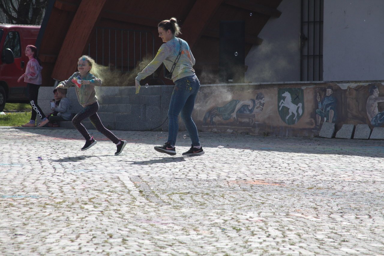 color-party-z-muzyka-114971