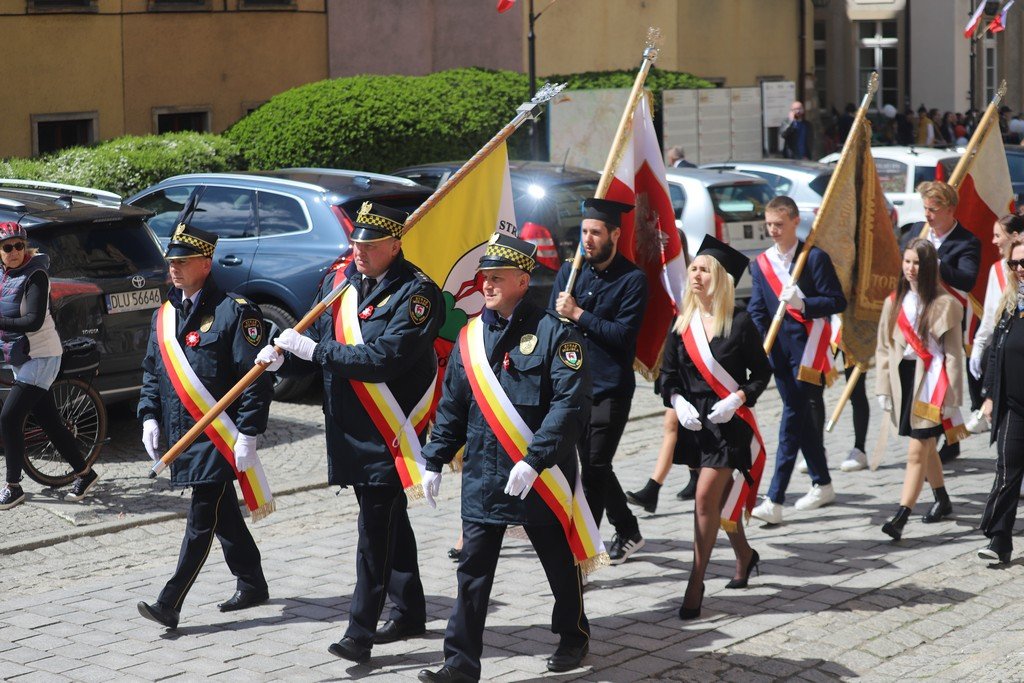 wysoka-frekwencja-na-marszu-konstytucji-3-maja-115002