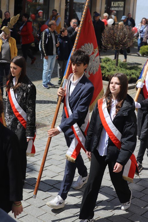wysoka-frekwencja-na-marszu-konstytucji-3-maja-115002
