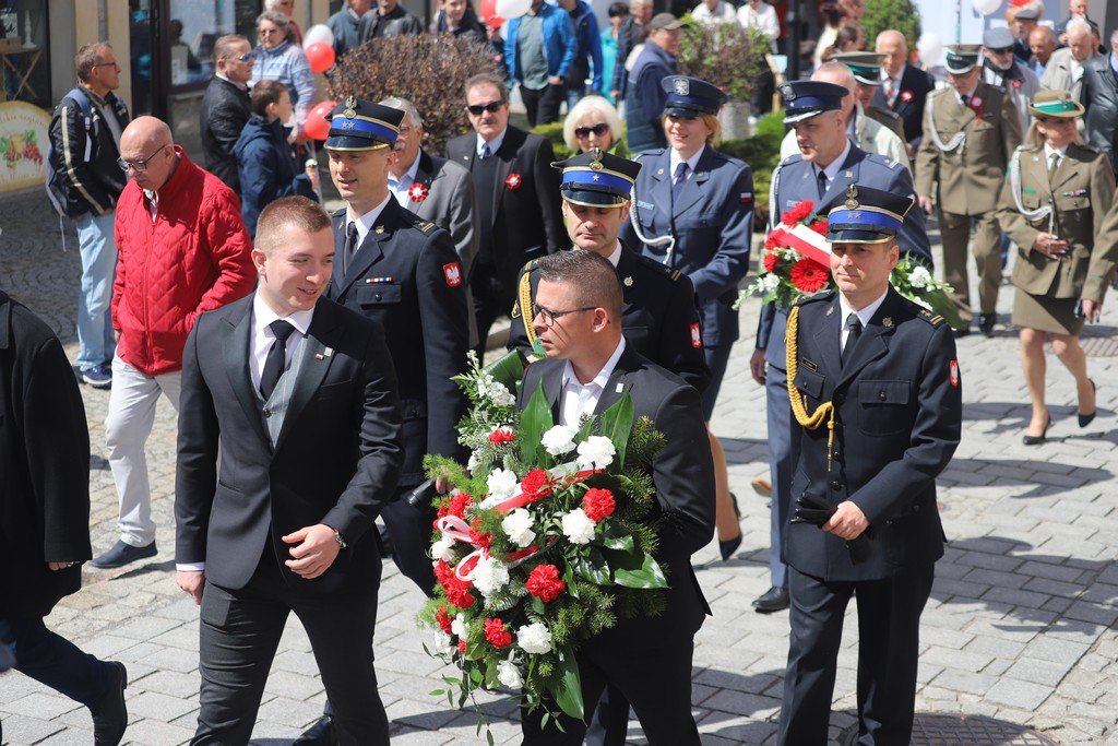 wysoka-frekwencja-na-marszu-konstytucji-3-maja-115002