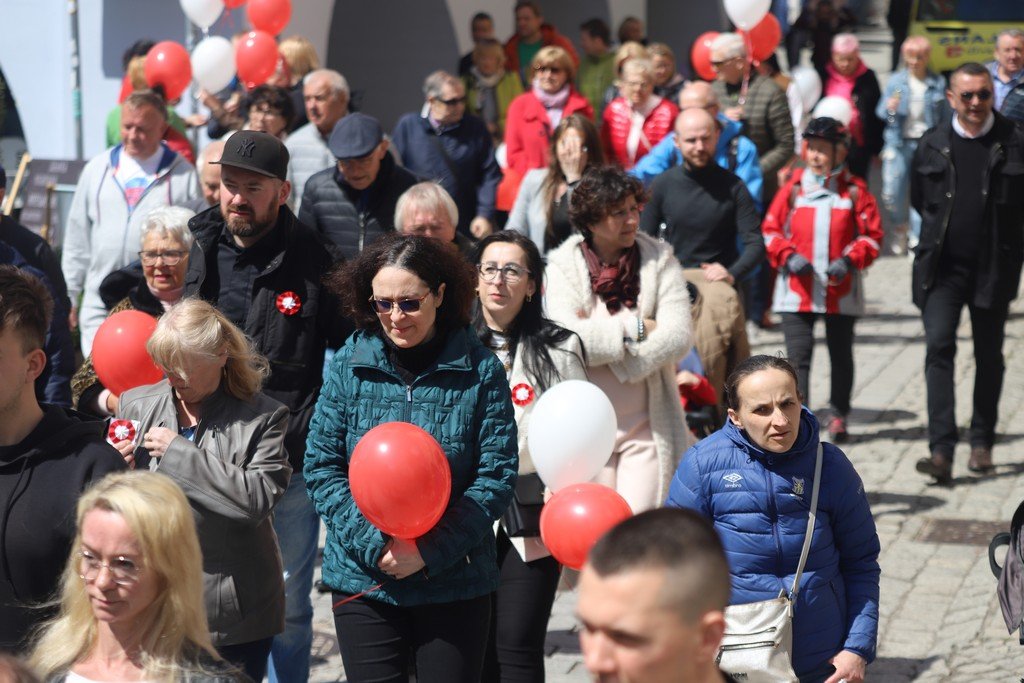 wysoka-frekwencja-na-marszu-konstytucji-3-maja-115002