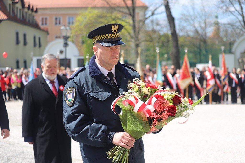 wysoka-frekwencja-na-marszu-konstytucji-3-maja-115002