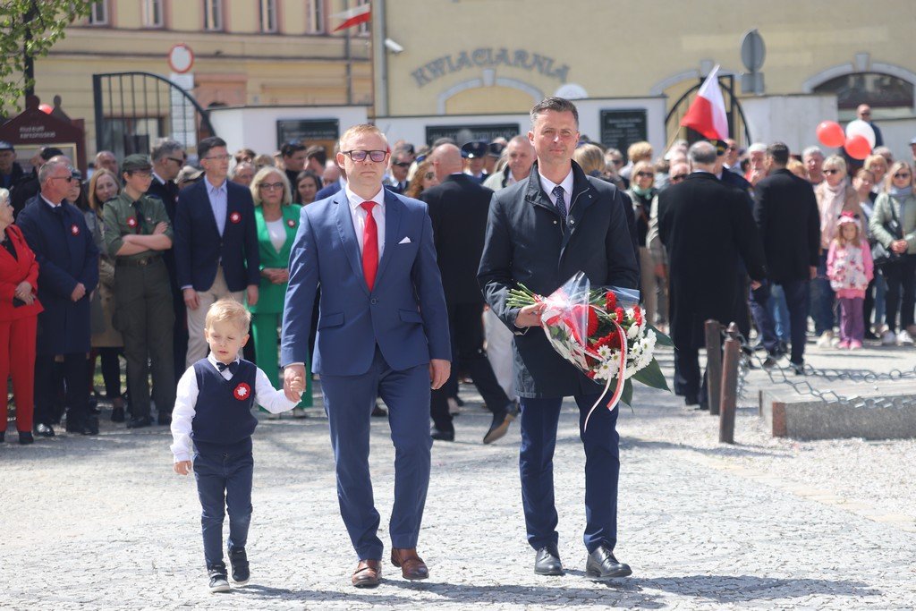 wysoka-frekwencja-na-marszu-konstytucji-3-maja-115002