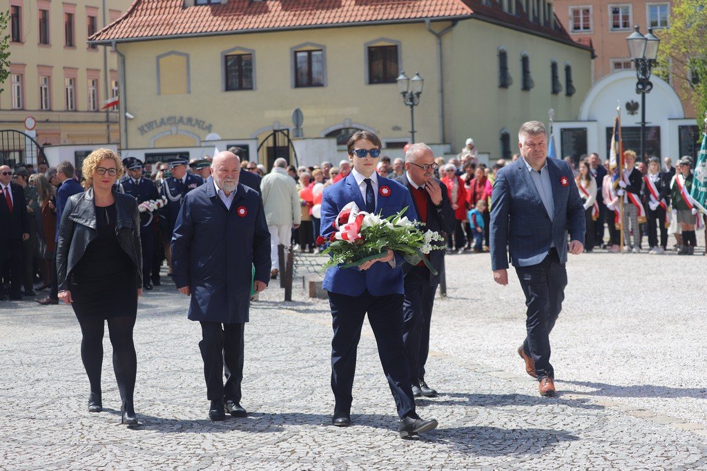 wysoka-frekwencja-na-marszu-konstytucji-3-maja-115002