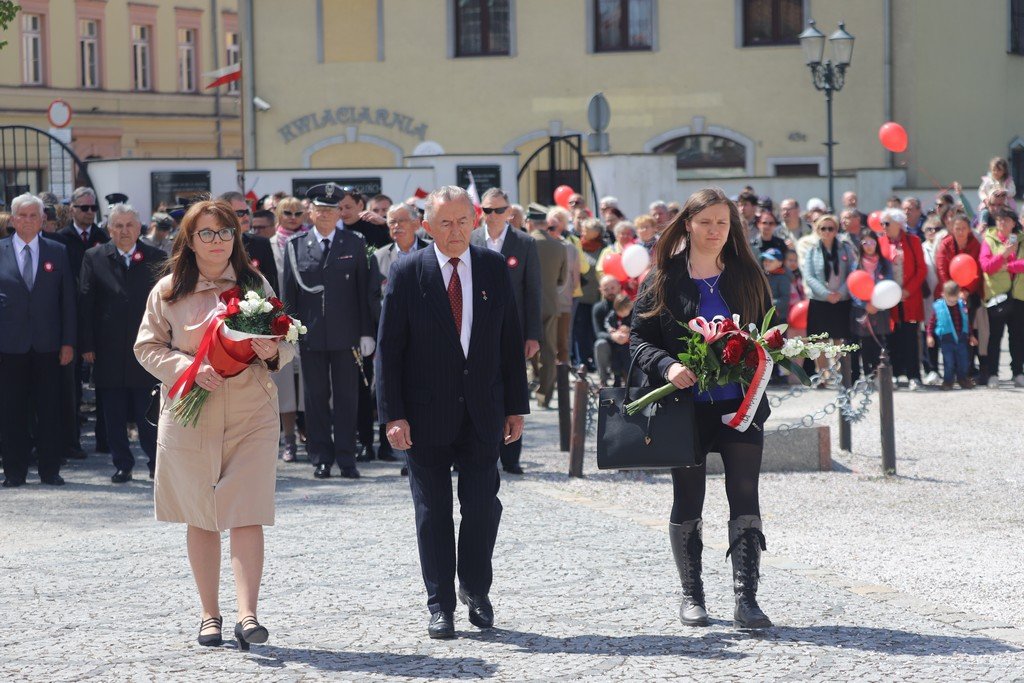 wysoka-frekwencja-na-marszu-konstytucji-3-maja-115002