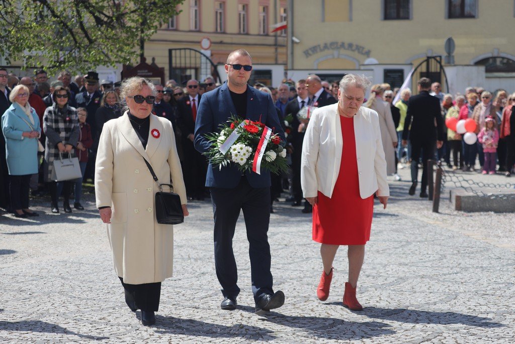wysoka-frekwencja-na-marszu-konstytucji-3-maja-115002