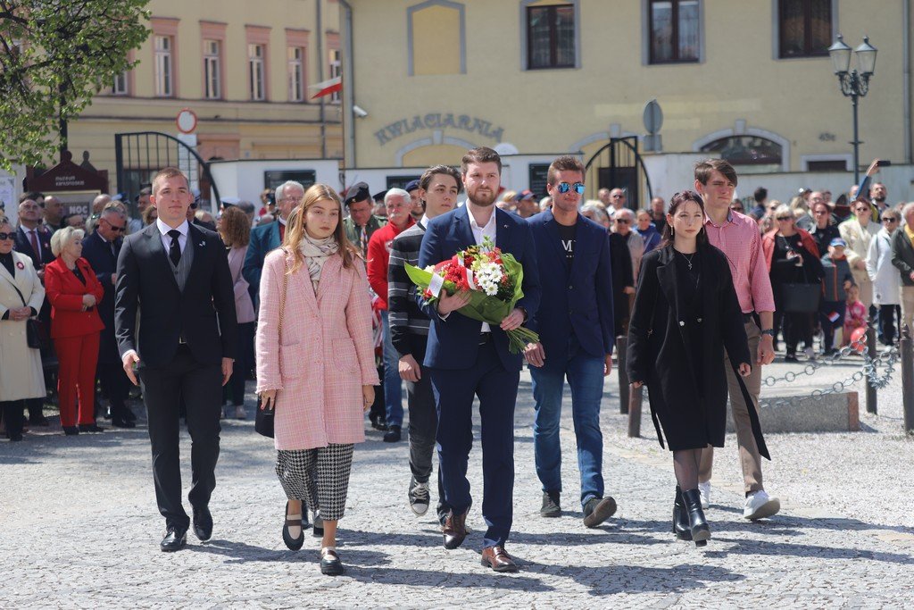 wysoka-frekwencja-na-marszu-konstytucji-3-maja-115002