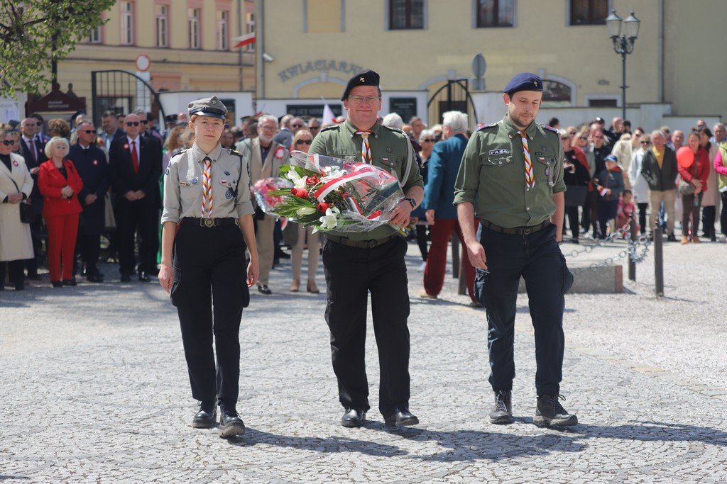wysoka-frekwencja-na-marszu-konstytucji-3-maja-115002