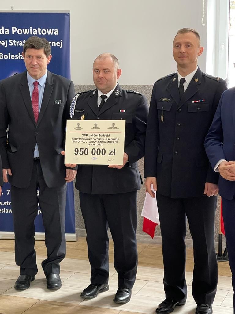 nowy-woz-dla-osp-115079
