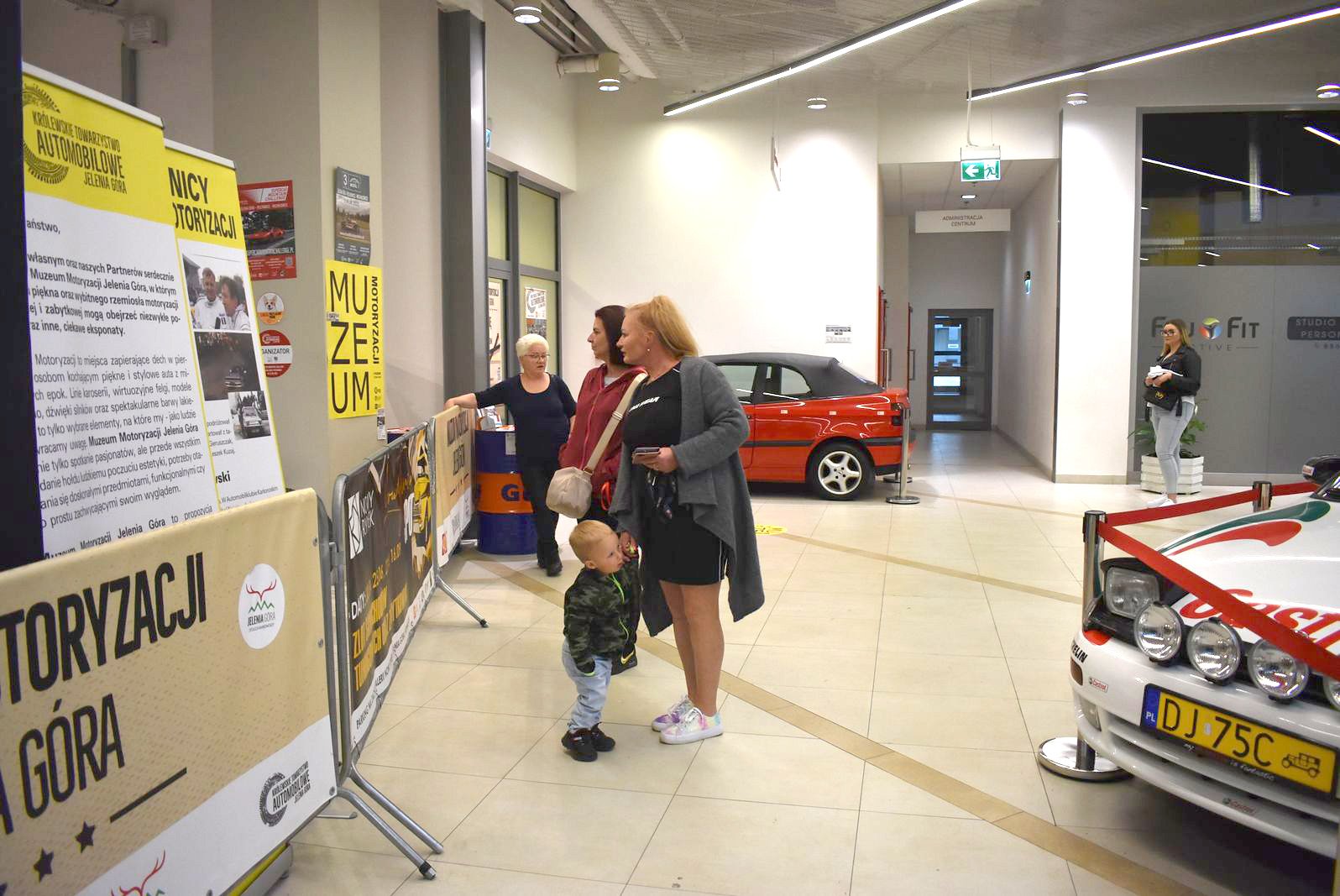 noc-muzeow-w-muzeum-motoryzacji-115220