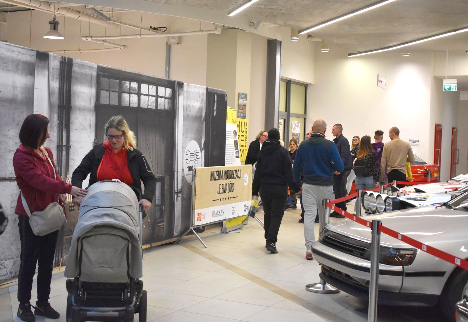 noc-muzeow-w-muzeum-motoryzacji-115220