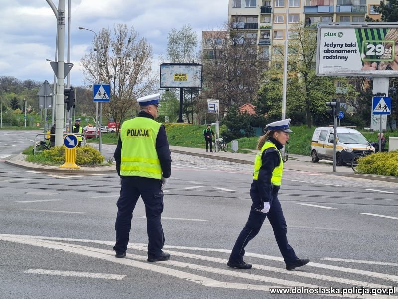 jeleniogorski-policjant-z-drogowki-na-podium-115278