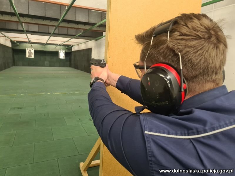 jeleniogorski-policjant-z-drogowki-na-podium-115278
