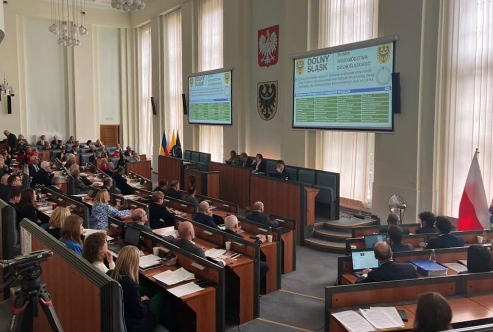 zarzad-wojewodztwa-nie-dosta-absolutorium-115369