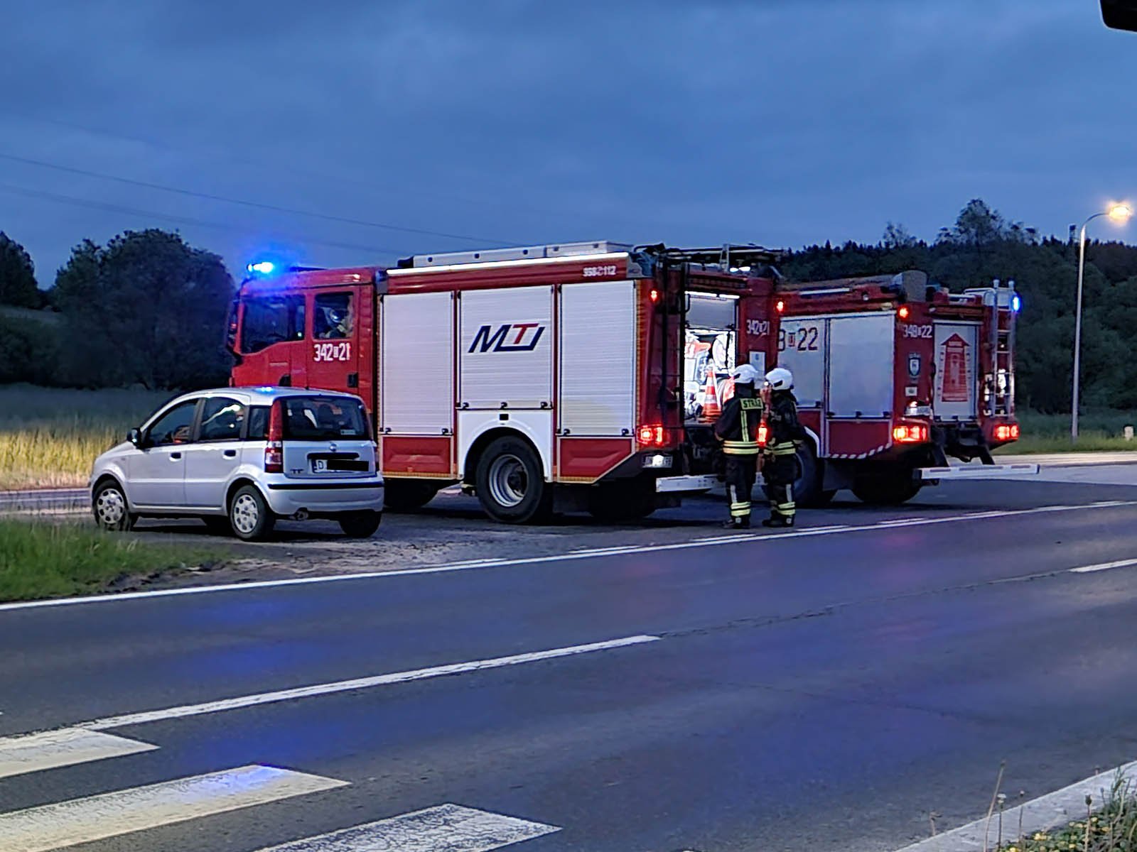 zderzenie-samochodow-koo-krzyza-milenijnego-115465