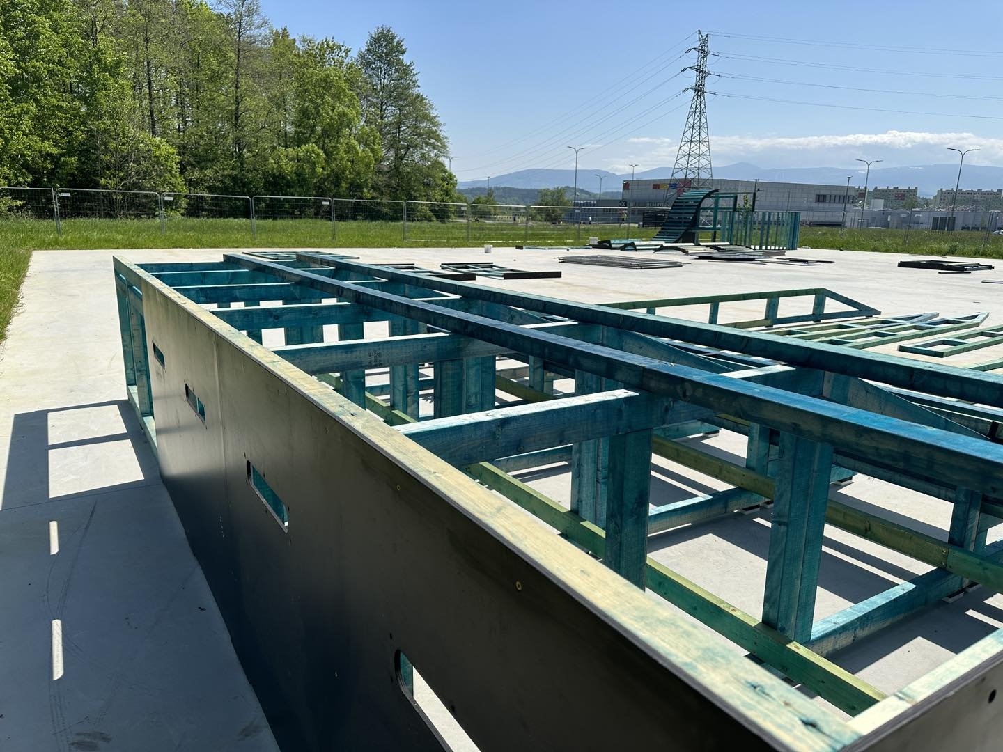 skatepark-na-zabobrzu-w-montazu-115554