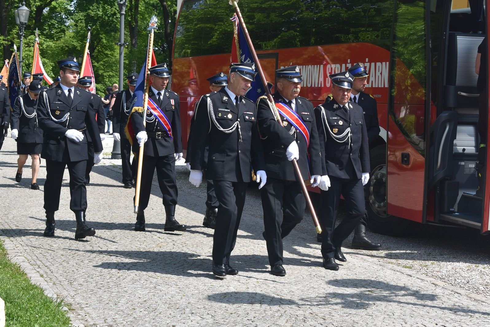 sztandar-dla-jeleniogorskich-strazakow-115573