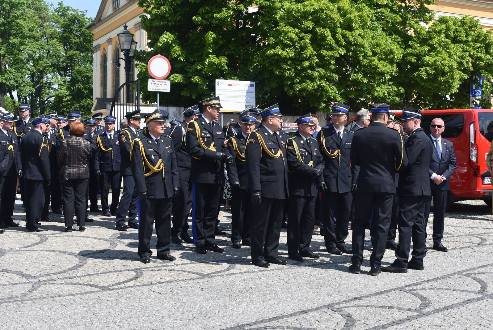 sztandar-dla-jeleniogorskich-strazakow-115573