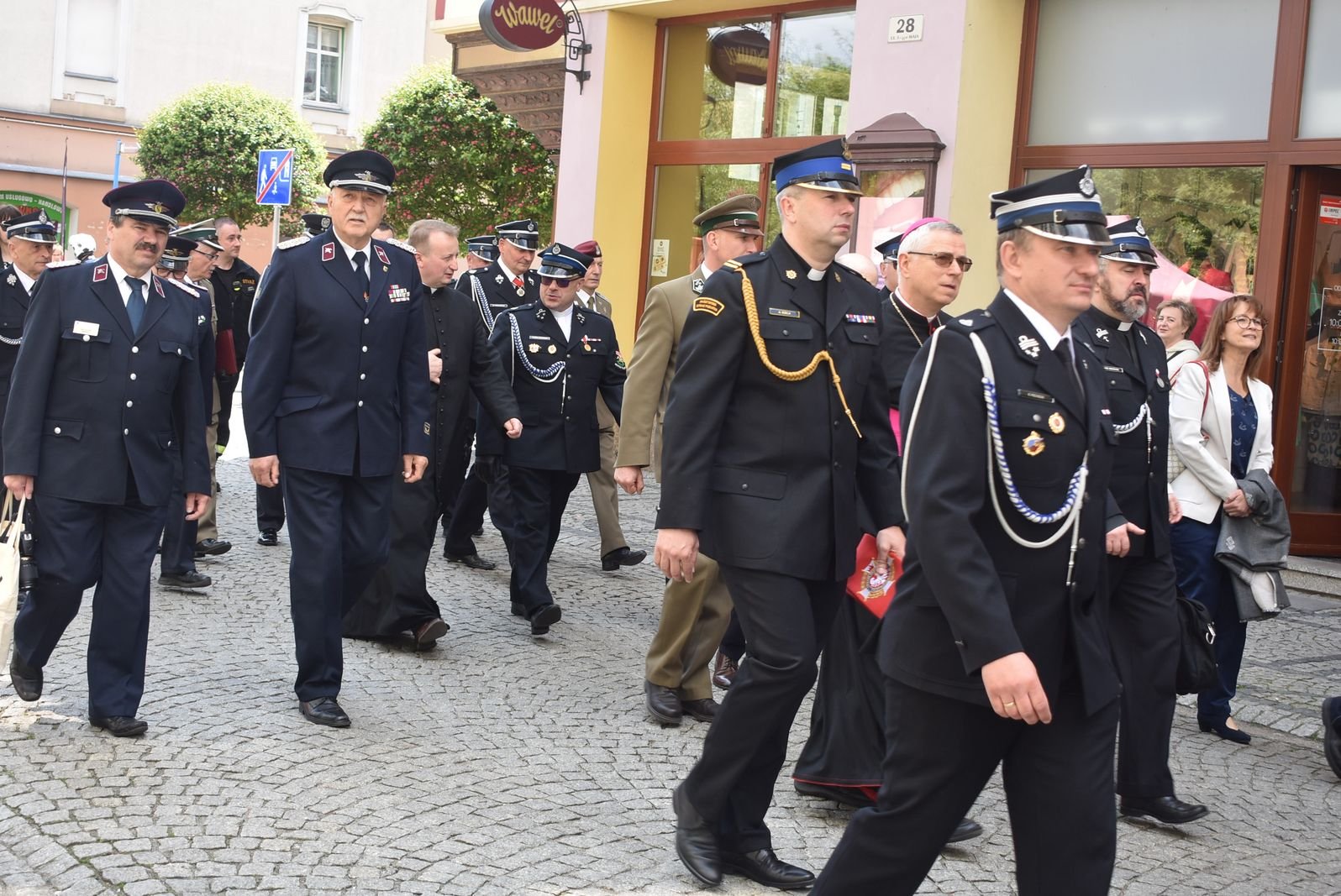 sztandar-dla-jeleniogorskich-strazakow-115573