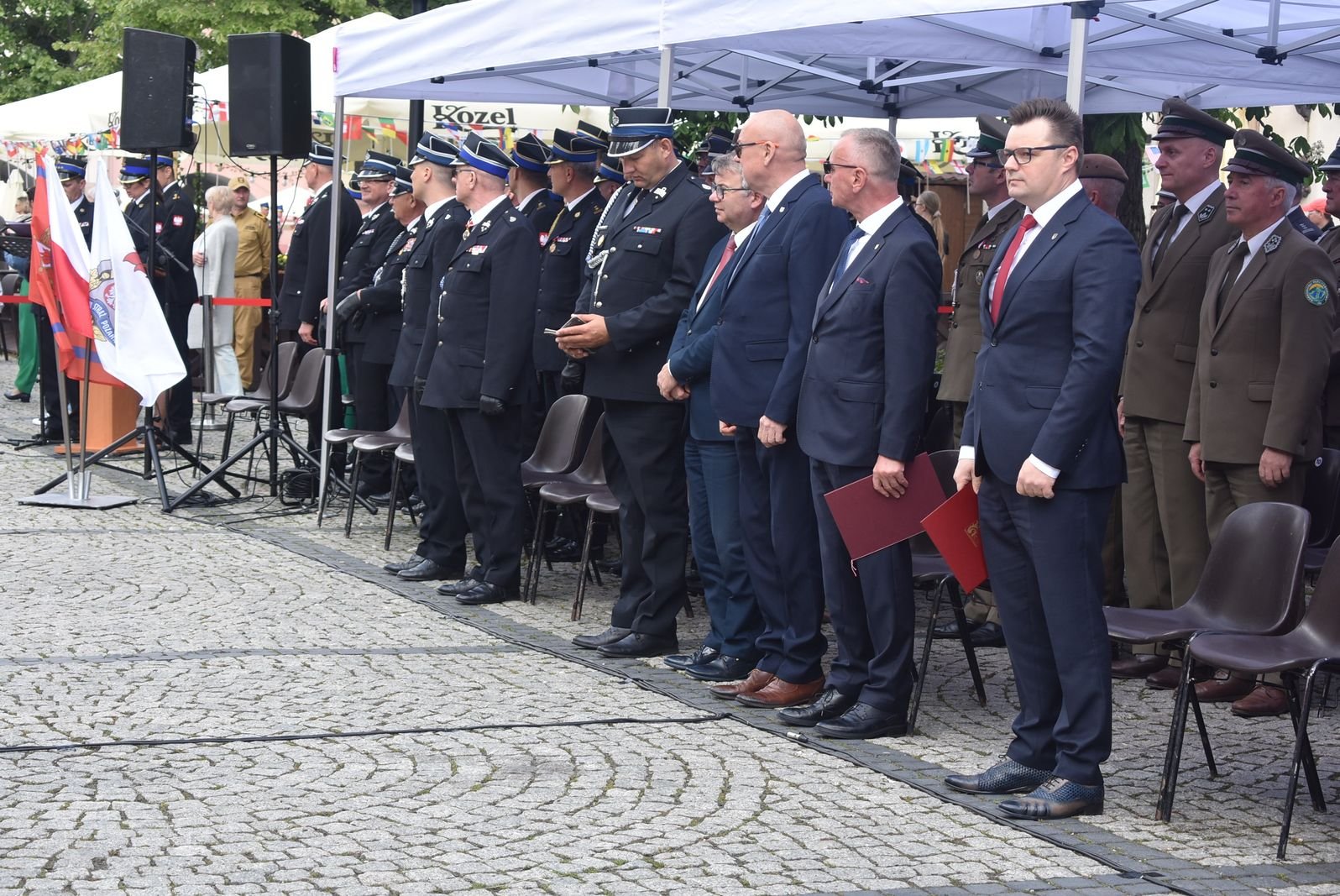 sztandar-dla-jeleniogorskich-strazakow-115573