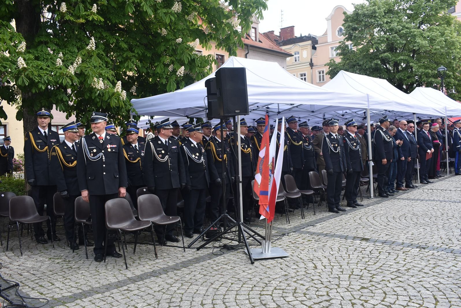 sztandar-dla-jeleniogorskich-strazakow-115573