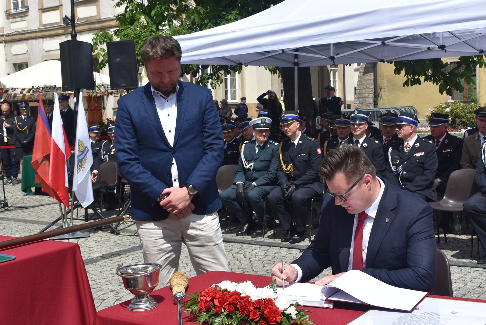 sztandar-dla-jeleniogorskich-strazakow-115573