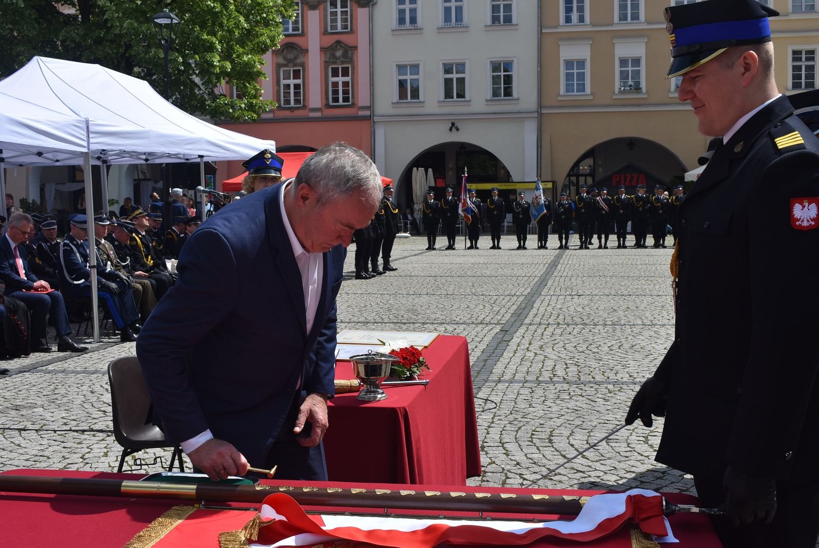 sztandar-dla-jeleniogorskich-strazakow-115573