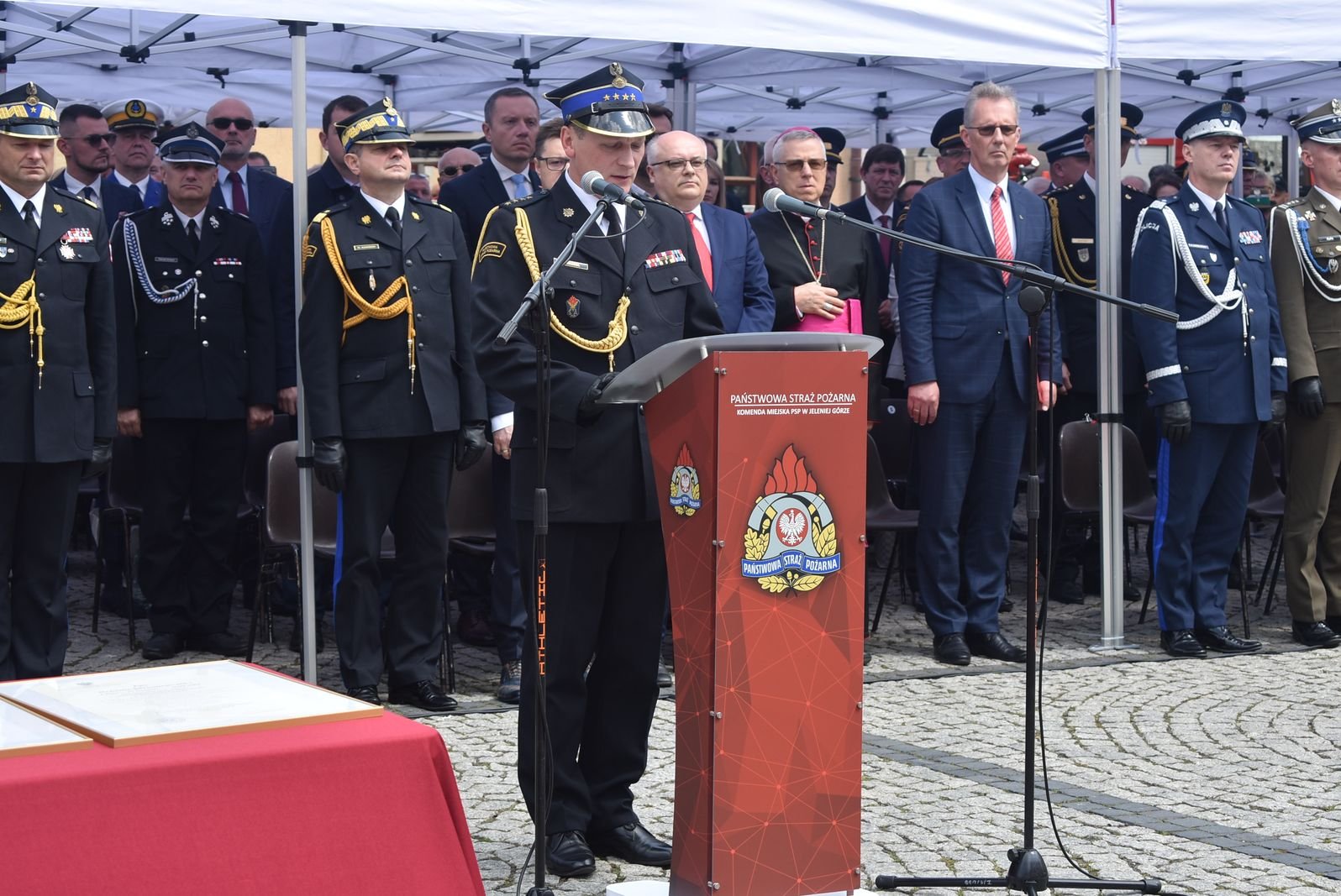 sztandar-dla-jeleniogorskich-strazakow-115573
