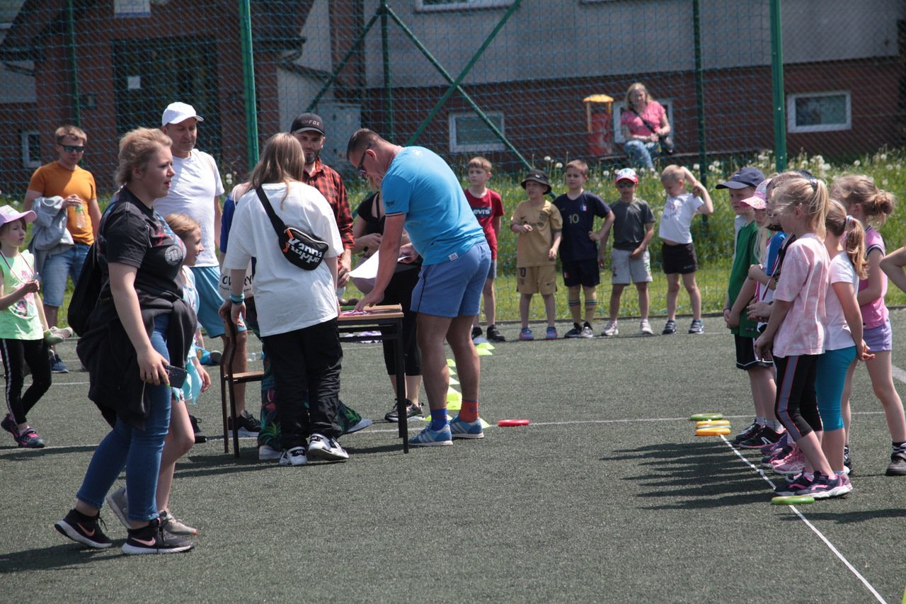 dzieciece-zmagania-sportowe-w-kowarach-115625