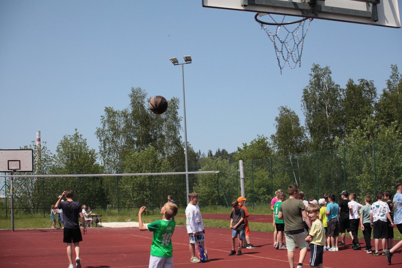 dzieciece-zmagania-sportowe-w-kowarach-115625