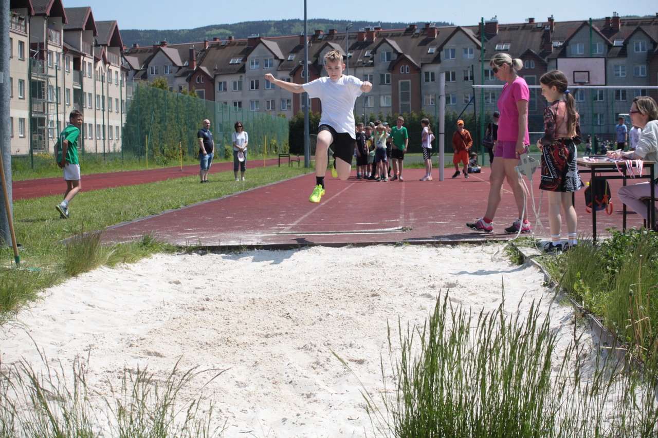 dzieciece-zmagania-sportowe-w-kowarach-115625