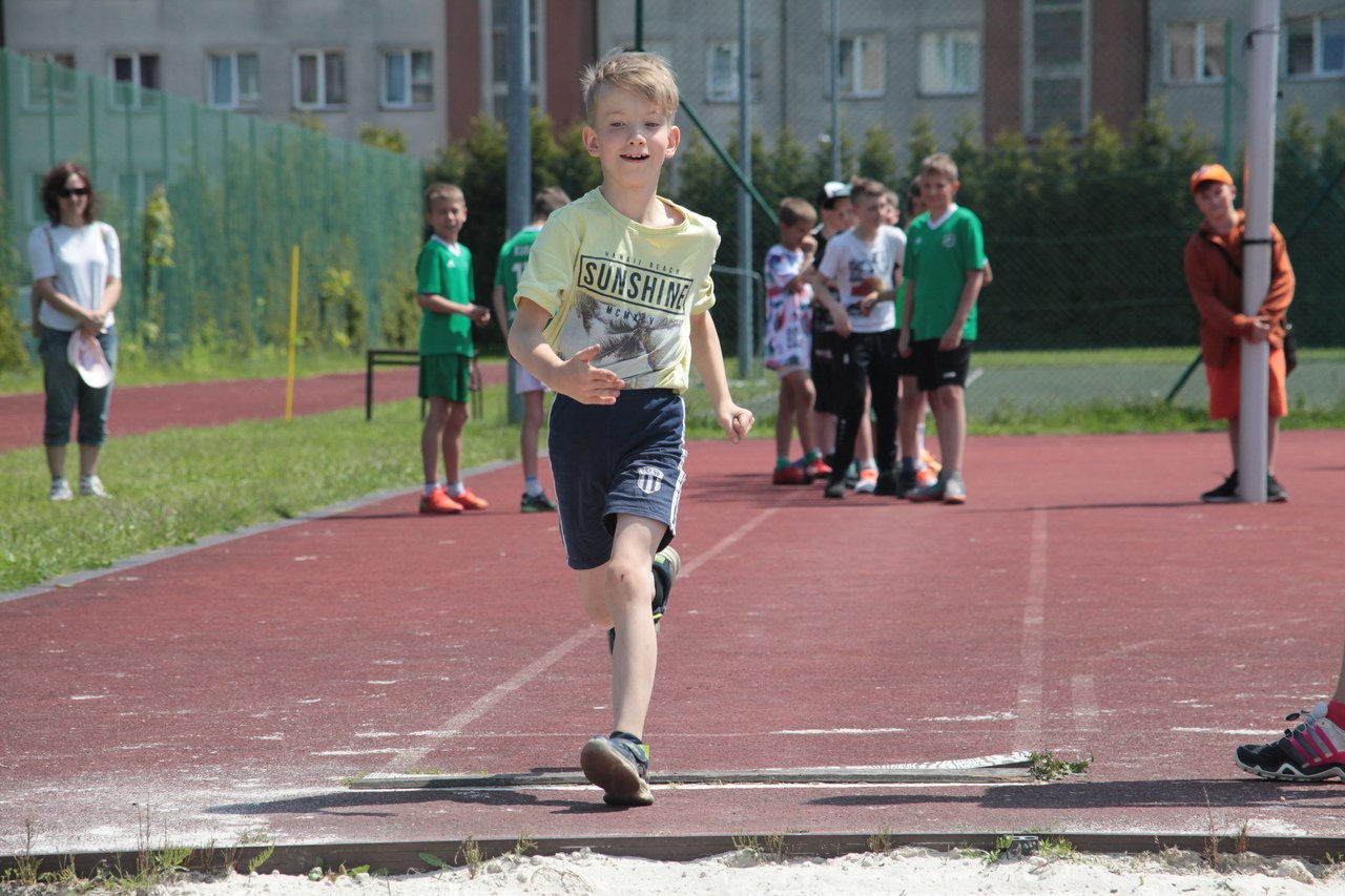 dzieciece-zmagania-sportowe-w-kowarach-115625