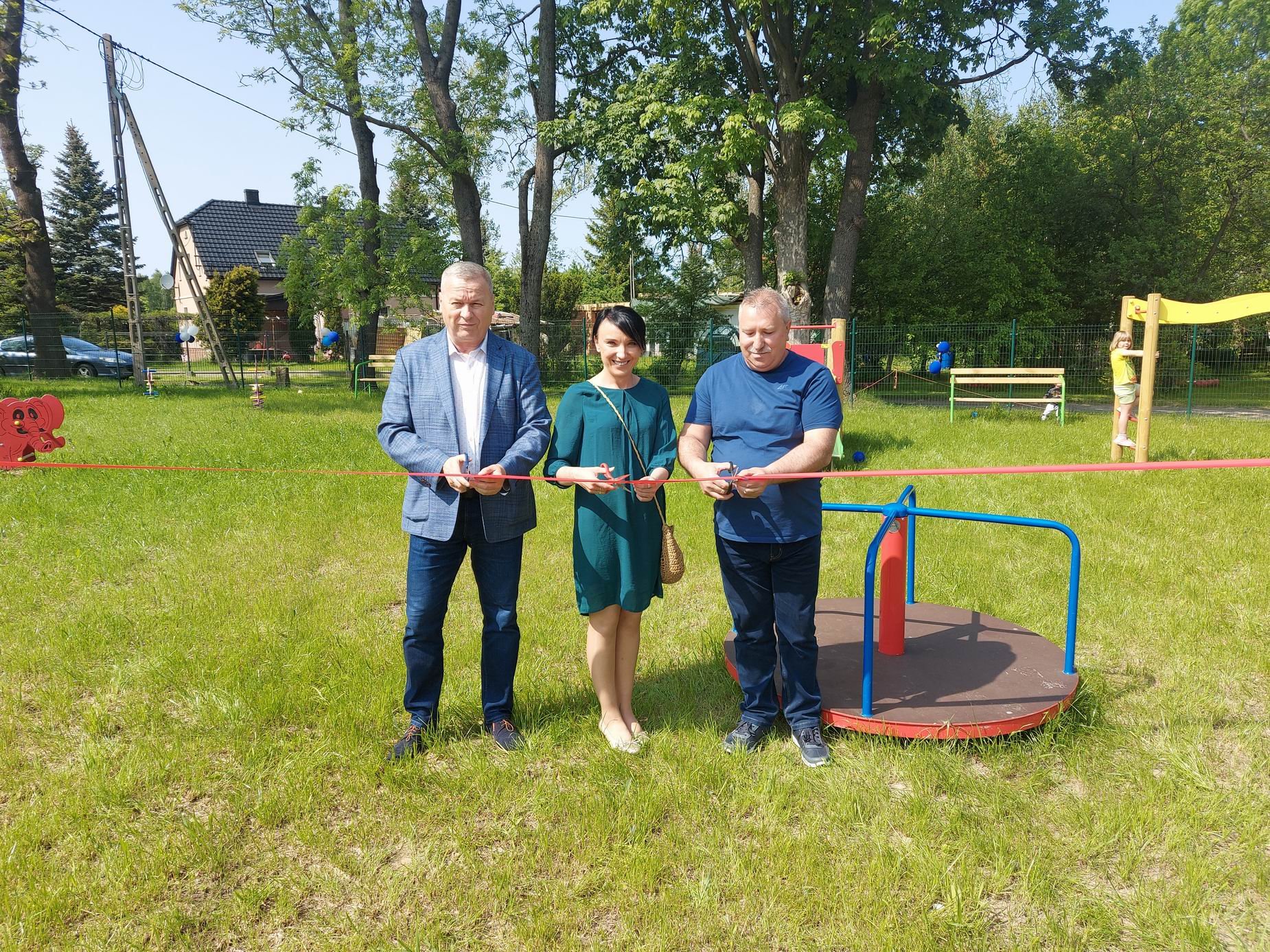 plac-zabaw-otwarty-115645