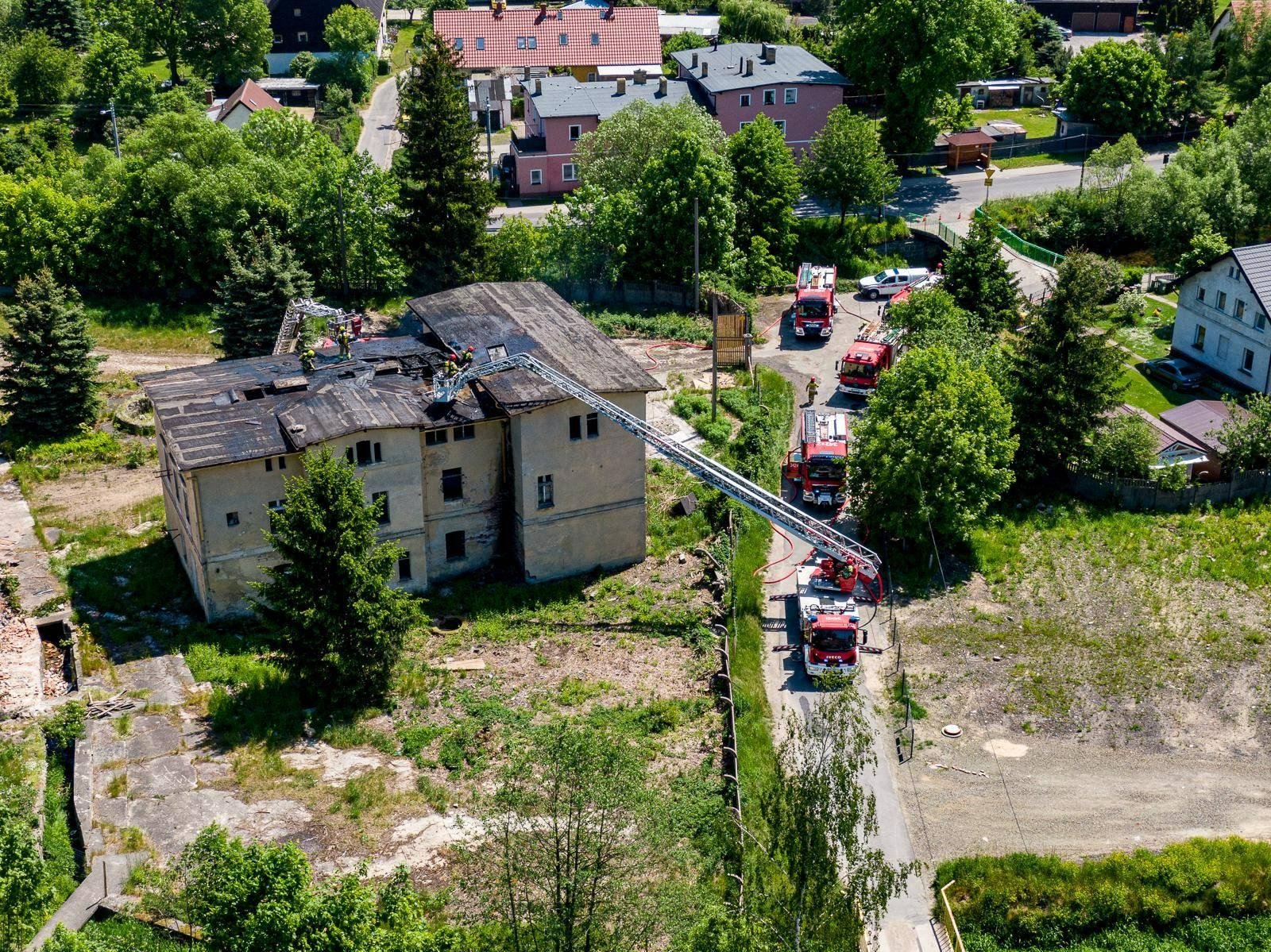 pozar-w-dawnej-fabryce-papieru-aktualizacja-115725