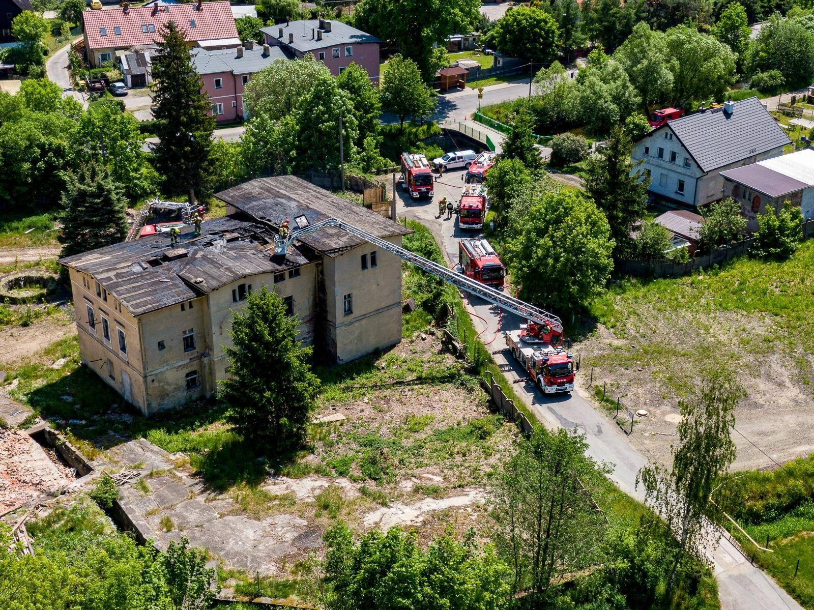 pozar-w-dawnej-fabryce-papieru-aktualizacja-115725