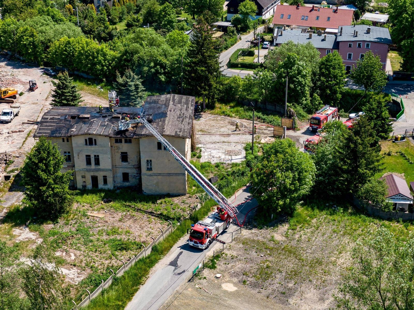 pozar-w-dawnej-fabryce-papieru-aktualizacja-115725