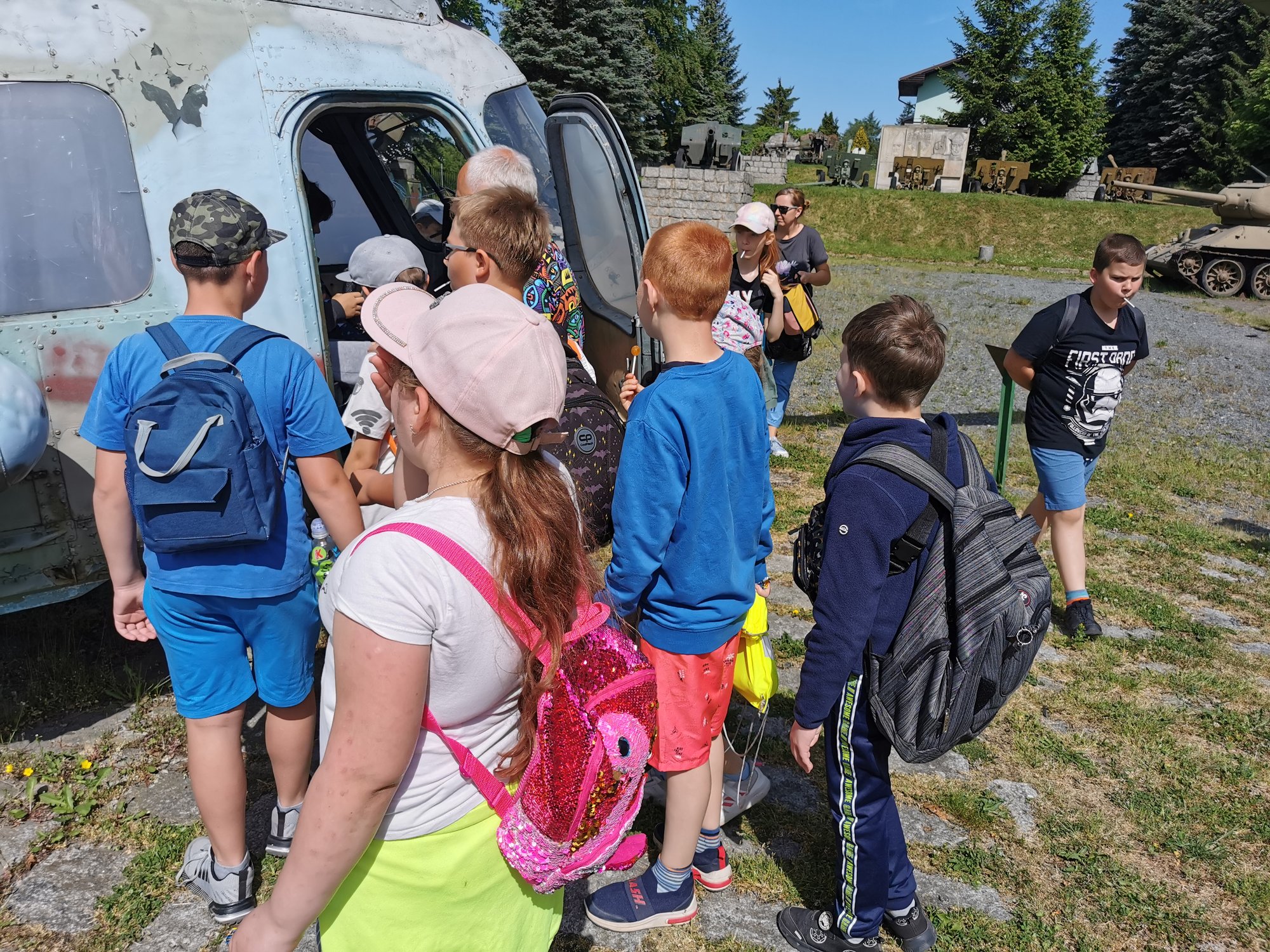 zabawy-i-emocje-w-skansenie-militariow-115741