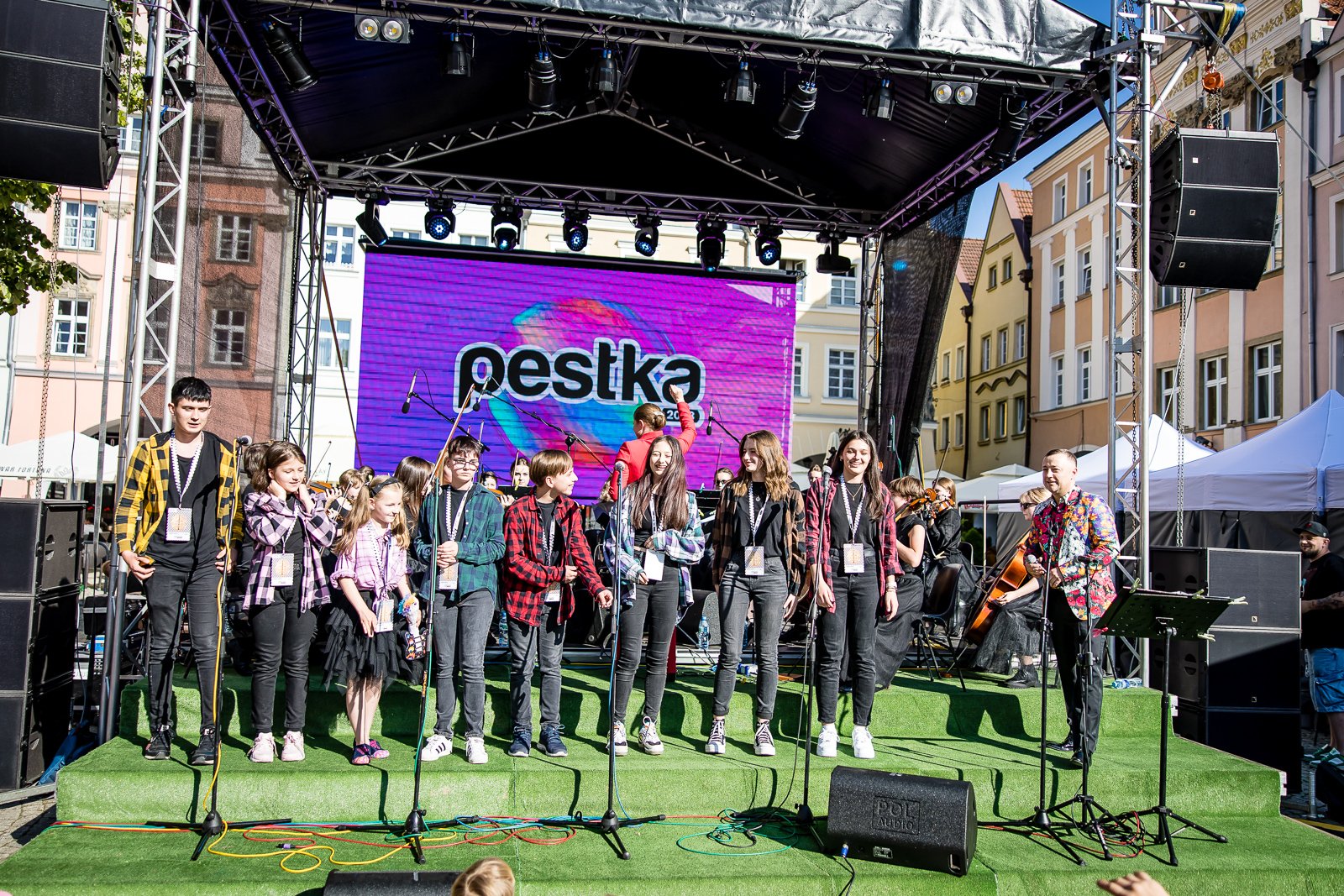 jck-dzieciom-czyli-pesteczka-115750