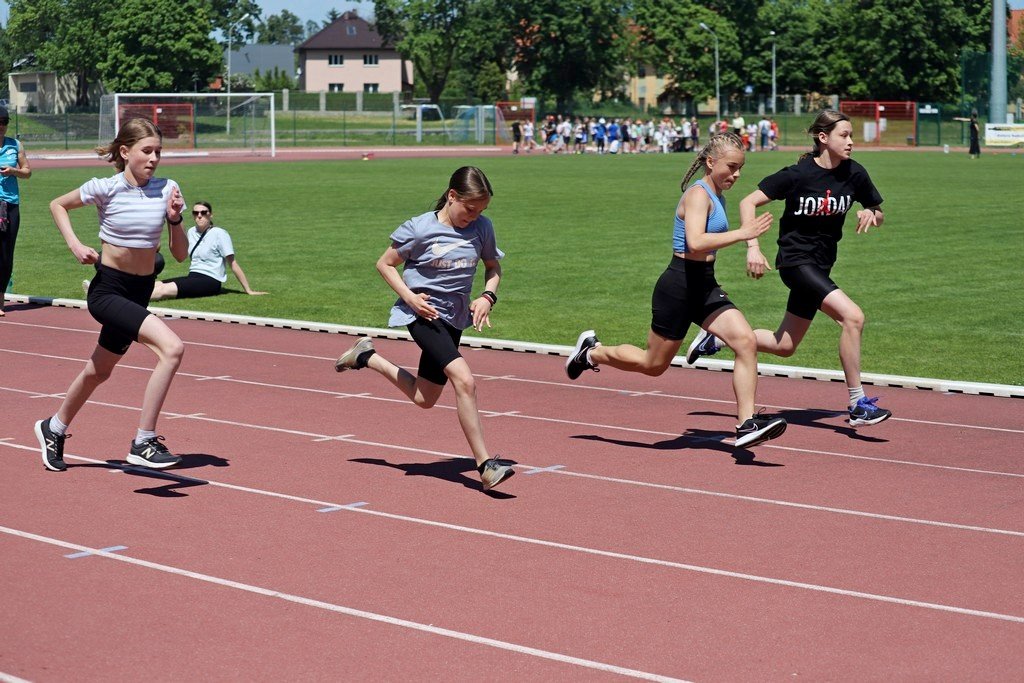 sportowy-dzien-dziecka-sp-11-115756