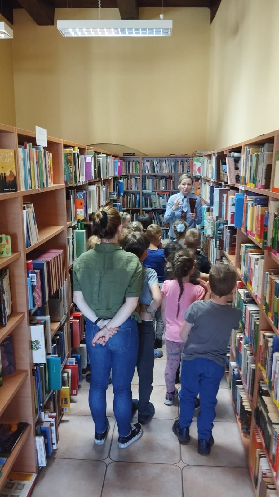 maluchy-w-bibliotece-115774