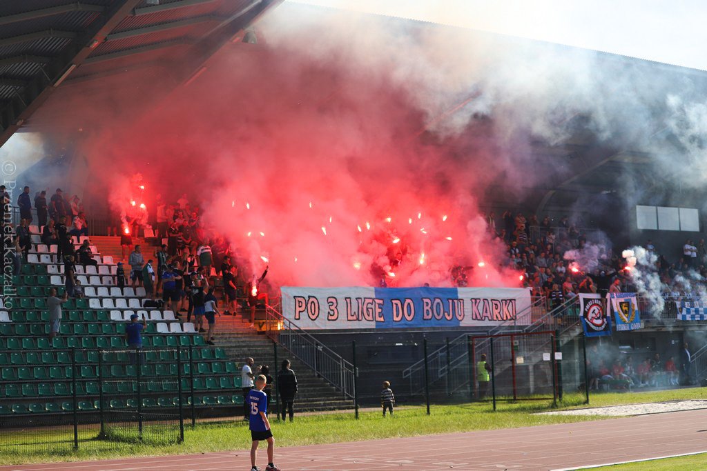 iii-liga-dla-karkonoszy-znowu-po-karnych-115813