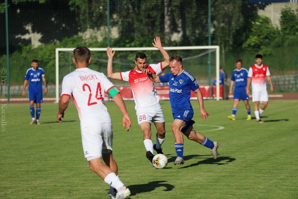 iii-liga-dla-karkonoszy-znowu-po-karnych-115813