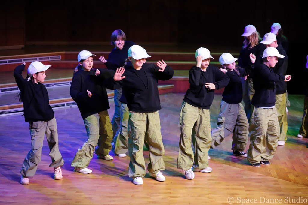 gala-space-dance-studio-115838